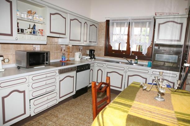 Cosy Villa Pikérmion エクステリア 写真